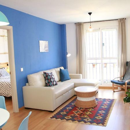 Cozy & Bright Apartment Малага Екстер'єр фото