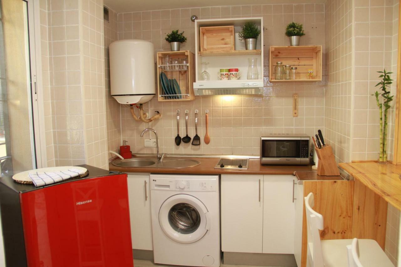 Cozy & Bright Apartment Малага Екстер'єр фото