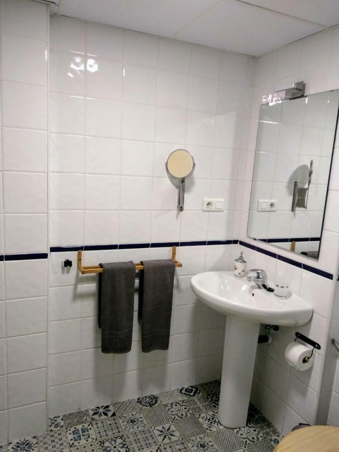 Cozy & Bright Apartment Малага Екстер'єр фото